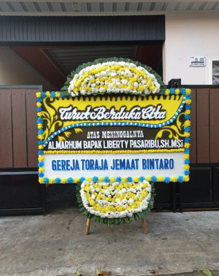 Papan Bunga Duka di Malalayang Dua